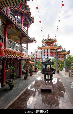 Yong Peng, Malaysia - Feb 8, 2019: A grand scenic traditional colourful chinese Black Dragon Cave temple in Yong Peng;  Johor, Malaysia - The Black Dr Stock Photo