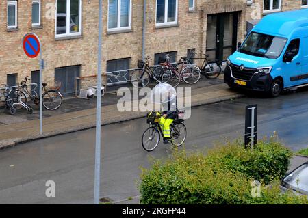 Martin in the Copenhagen rain 3, #Copenhagen #Storkespringv…