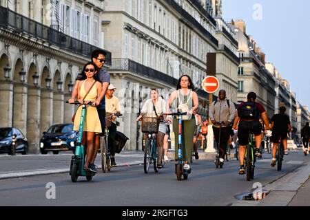 Paris, France. 08th Aug, 2023. Illustration picture shows people using self-service electric scooters (here a E-scooter of the company TIER) in streets of Paris, France on August 8, 2023. All self-service e-scooters will come to a stop in Paris as of 1 September after a referendum. Photo by Victor Joly/ABACAPRESS.COM Credit: Abaca Press/Alamy Live News Stock Photo