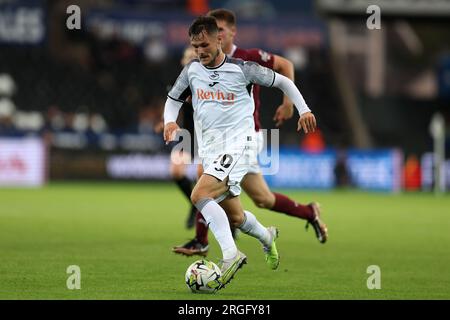 Swansea, UK. 08th Aug, 2023. Liam Cullen of Swansea City in action. Carabao cup, 1st round match, Swansea city v Northampton Town at the Swansea.com Stadium in Swansea, Wales on Tuesday 8th August 2023. this image may only be used for Editorial purposes. Editorial use only, pic by Andrew Orchard/Andrew Orchard sports photography/Alamy Live news Credit: Andrew Orchard sports photography/Alamy Live News Stock Photo