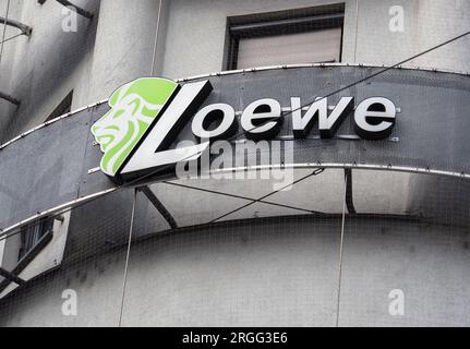 Loewe office clearance