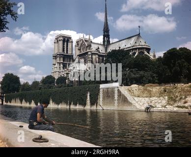 Circa 1950, London, England, United Kingdom: View of the Notre Dame Cathedral. (Credit Image: © Keystone Press Agency/ZUMA Press Wire). EDITORIAL USAGE ONLY! Not for Commercial USAGE! Stock Photo