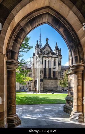 chapel at the University of Glasgow taken through an arch in the cloisters Stock Photo