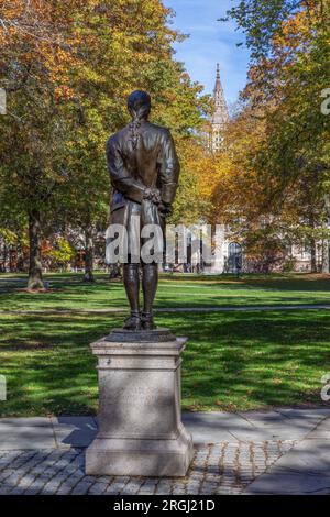 Nathan Hale statue on the campus of Yale University in fall, New Haven, Connecticut Stock Photo