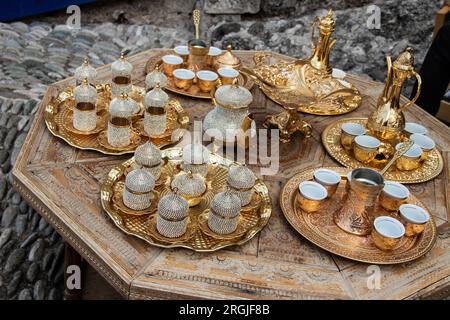 Turkish delight cups, pots, tea kettles and souvenirs are made of copper. Mostar city in Bosnia and Herzegovina, local traditional handicraft Stock Photo