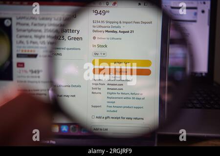 Buy Now button on amazon shop Stock Photo