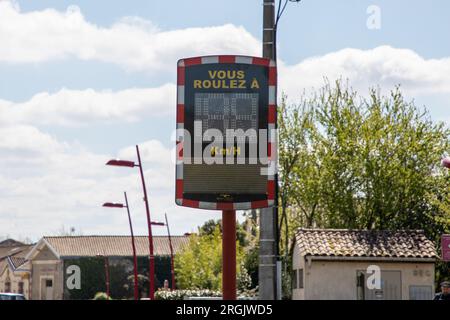vous roulez a text means in french Your Speed is on screen radar speed sign that displays vehicle speed as motorists approach limit sign Stock Photo