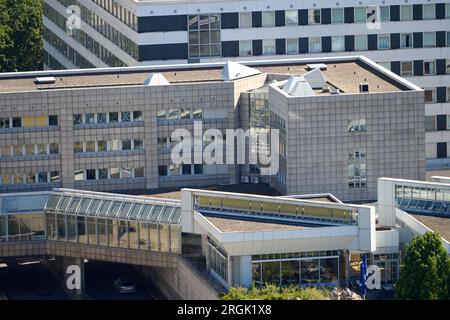 Koblenz, Germany. 10th Aug, 2023. The new building wing of the Federal Office of Bundeswehr Equipment, Information Technology and In-Service Support (BAAINBw) in the Koblenz administrative center. Investigators from the Federal Criminal Police Office have arrested an employee of the agency on suspicion of intelligence agent activities for Russia. The office is also known as the Bundeswehr Procurement Office. Credit: Thomas Frey/dpa/Alamy Live News Stock Photo