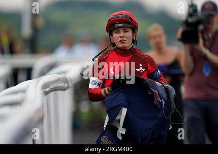 Saffie Osborne With Chinese Knot After Winning The 2 30pm Racing 