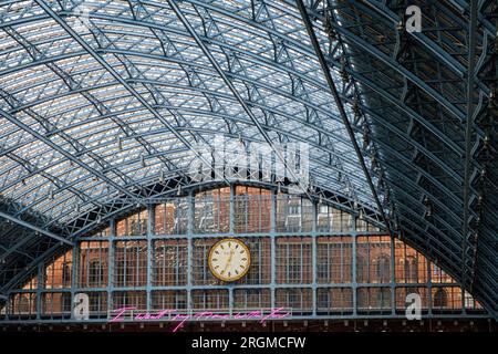 Trainshed roof, St Pancras International Station, Euston Road, London, England Stock Photo