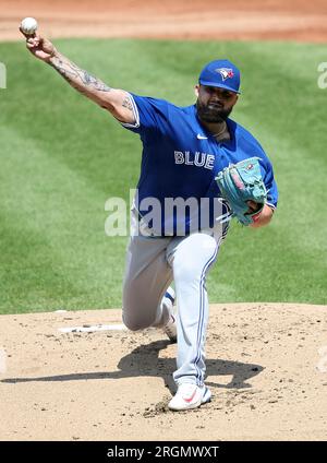 Cleveland, United States. 10th Aug, 2023. Toronto Blue Jays starting pitcher Alek Manoah (6) throws against the Cleveland Guardians at Progressive Field in Cleveland, Ohio on Thursday, August 10, 2023. Photo by Aaron Josefczyk/UPI Credit: UPI/Alamy Live News Stock Photo