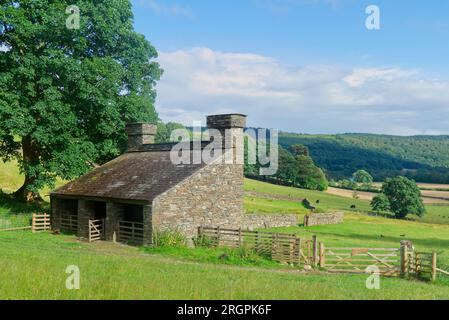 Old dog house used for fox hounds, Coniston, Cumbria Stock Photo