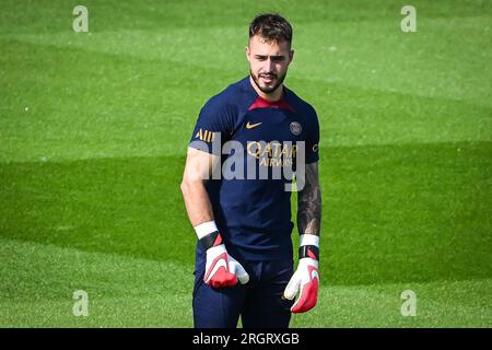 Poissy, France. 11th Aug, 2023. Arnau TENAS of PSG during the training of the Paris Saint-Germain team on August 11, 2023 at Campus PSG in Poissy, France - Photo Matthieu Mirville/DPPI Credit: DPPI Media/Alamy Live News Stock Photo