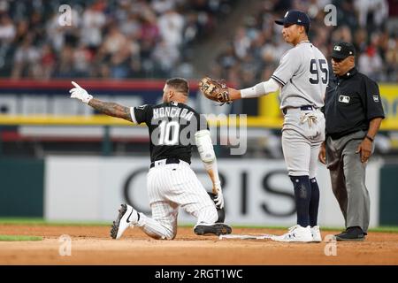 New York Yankees catcher Kyle Higashioka (66) warms up during a MLB regular  season game between the New York Yankees and Chicago White Sox, Wednesday  Stock Photo - Alamy