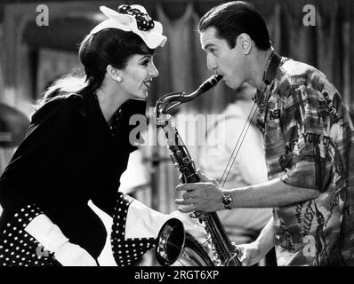 Liza Minnelli, Robert De Niro, on-set of the Film, 'New York, New York', United Artists, 1977 Stock Photo