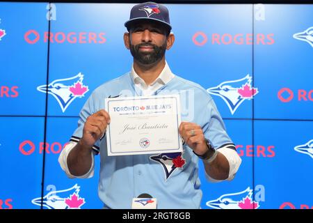 José Bautista retires a Blue Jay, 08/11/2023