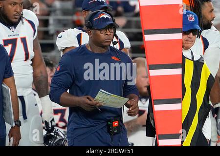 Denver Broncos defensive coordinator Vance Joseph, right, gestures from the  sideline during the second half of an NFL preseason football game against  the Arizona Cardinals in Glendale, Ariz., Friday, Aug. 11, 2023. (