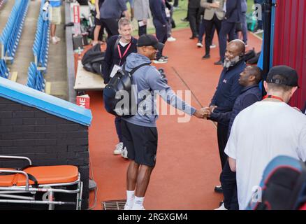 Burnley manager Vincent Kompany (left) shakes hands with Shaun Wright Phillips before the Burnley FC v Manchester City FC at Turf Moor Stadium Burnley 11 Aug 2023 Credit: Sharon Latham/Burnley FC/Alamy Live News Stock Photo