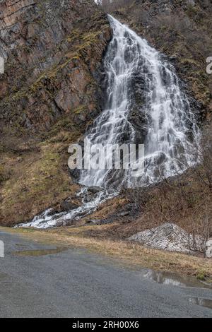 Horsetail falls waterfall east of Valdez, Alaska, USA Stock Photo - Alamy
