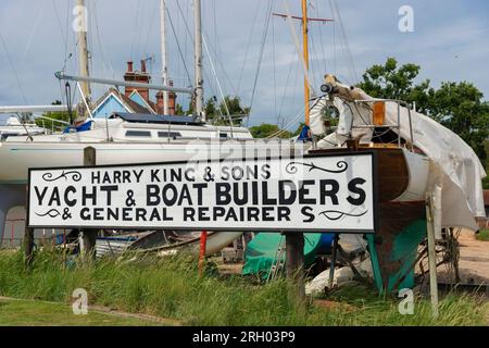 Harry King and Sons Boatyard in the middle of the picturesque riveside village of Pin  Mill, Suffolk, East Anglie, England Stock Photo