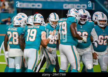 Miami Dolphins tight end Julian Hill (89) catches a pass during