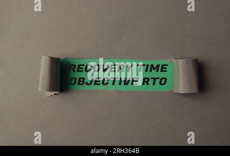 recovery time objective RTO text on a green background Stock Photo