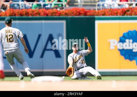 JJ Bleday's three-hit game, 09/24/2023