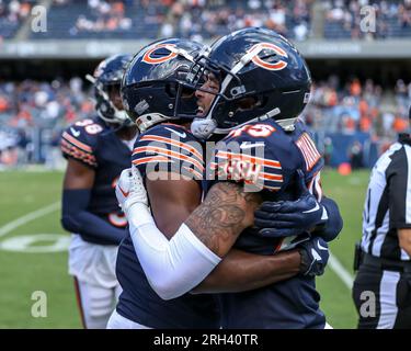 Elijah Hicks of the Chicago Bears reacts after the interception on News  Photo - Getty Images