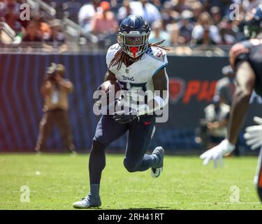 Cincinnati Bengals vs. Tennessee Titans. Fans support on NFL Game.  Silhouette of supporters, big screen with two rivals in background Stock  Photo - Alamy