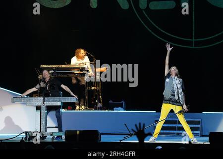 Dallas, United States. 11th Aug, 2023. August 11, 2023, Dallas, Texas, United States: Kelly Hansen, Member of the American rock band Foreigner performs on stage as part of their The Historic Farewell Tour at the Dos Equis Pavilion on Friday August 11, 2023 in Dallas, Texas, United States. (Photo by Javier Vicencio/Eyepix Group) Credit: Eyepix Group/Alamy Live News Stock Photo