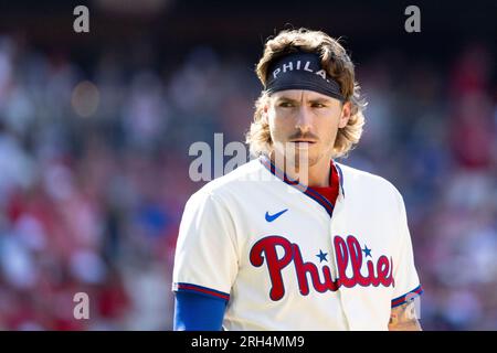 Philadelphia Phillies second baseman Bryson Stott plays during a baseball  game against the Cincinnati Reds Monday, Aug. 15, 2022, in Cincinnati. (AP  Photo/Jeff Dean Stock Photo - Alamy