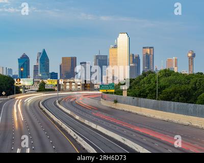 Texas, JUL 2 2023 - Sunset Dallas skyline with highway Stock Photo - Alamy
