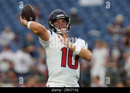 Houston Texans quarterback Davis Mills (10) warms up before an NFL  preseason football game against the New England Patriots, Thursday, Aug.  10, 2023, in Foxborough, Mass. (AP Photo/Steven Senne Stock Photo - Alamy