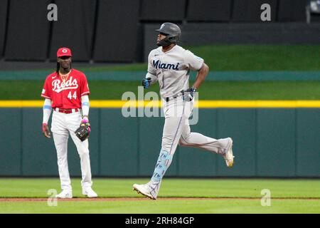 Miami Marlins' Jorge Soler hits against the Arizona Diamondbacks during the  first inning of a baseball game, Tuesday, May 9, 2023, in Phoenix. (AP  Photo/Matt York Stock Photo - Alamy