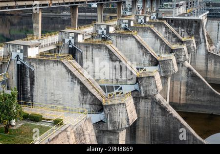 Perspective view of the set of locks at the Fratel dam in Portugal. Stock Photo