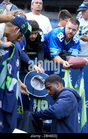 Seattle Seahawks Pro Shop Commercial - Bobby Wagner 