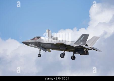 Royal Air Force Lockheed Martin F-35B Lightning II Stealth Fighter Jet of 617 Squadron RAF Marham displays at the RIAT in the Cotswolds Stock Photo