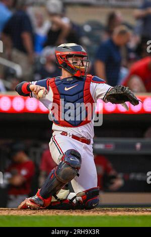 MINNEAPOLIS, MN - JUNE 08: Minnesota Twins catcher Ryan Jeffers (27) behind  the plate during a game between the Minnesota Twins and New York Yankees on  June 8, 2022 at Target Field