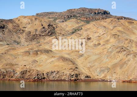 West Greenland, Uummannaq Bay, Akulleq Island. Polar desert landscape, one of the driest places in Greenland. Stock Photo