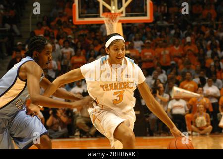 Candace Parker drives to the basket during her final season as a Lady Vol. Stock Photo