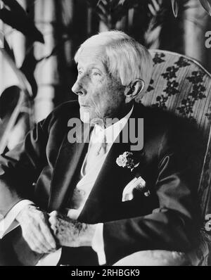 Ormond Beach, Florida:   April 24, 1936 A portrait of oil magnate, financier and philanthropist John D. Rockefeller at his home in Ormond Beach. Stock Photo