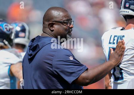 Titans' Mike Vrabel to have assistant Terrell Williams serve as head coach  for preseason game vs. Bears Sat. 