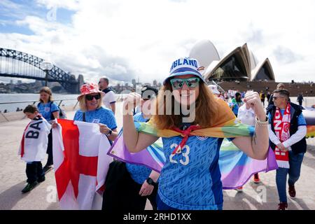 England supporter group, FreeLionesses, are seen outside of Sydney Opera House before the FIFA Women's World Cup semi-final match at Stadium Australia, Sydney. Picture date: Wednesday August 16, 2023. Stock Photo