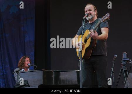 Wilson and Wakeman performing at Fairports Cropredy Convention. August 10, 2023 Stock Photo