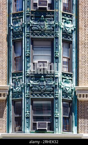 Detail, Bancroft Hall, built 1910 at 509 W 121st St. in Manhattan’s Morningside Heights neighborhood. Now a Columbia University Teachers College dorm. Stock Photo