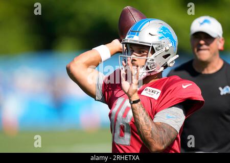 August 25, 2023: Carolina Panthers linebacker Bumper Pool (47) watches Detroit  Lions quarterback Adrian Martinez (18) during the third quarter of the NFL  matchup in Charlotte, NC. (Scott Kinser/Cal Sport Media Stock Photo - Alamy