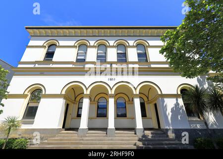 851 The former post office building dating from AD 1857 and 1875 in Italianate style facing Timor Street. Warrmambool-Australia. Stock Photo