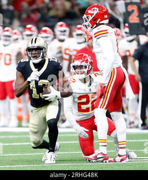 File:Trent McDuffie-Chiefs warmup before Rams at Chiefs