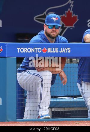 Toronto Blue Jays manager John Schneider (14) during a baseball game against the Chicago Cubs on Sunday, Aug. 13, 2023, at the Rogers Center in Toronto, Cananda. (Photo by Nicholas T. LoVerde/Cal Sport Media) Stock Photo