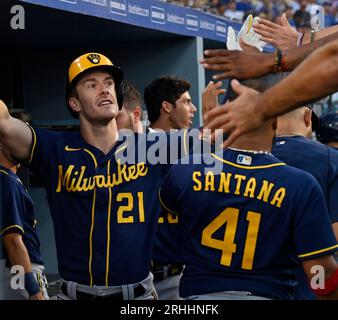 Mark Canha sent Milwaukee into a frenzy with this grand slam in